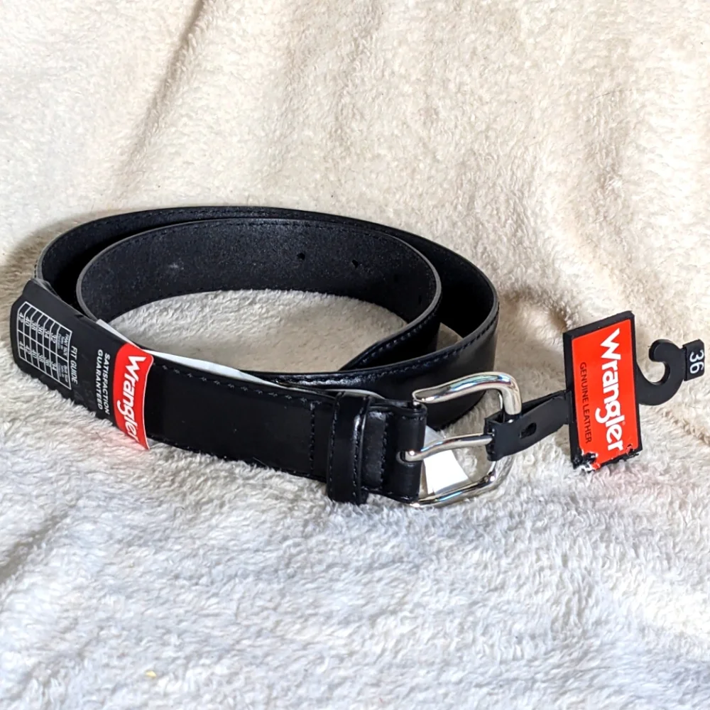 NWT Wrangler Unisex Black leather belt, silver toned buckle| size‎ 36